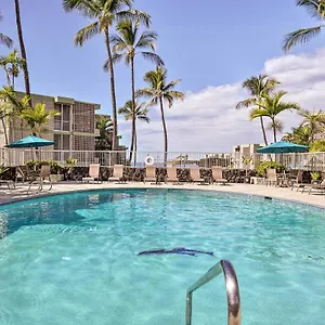 Cozy With Lanai And Ocean View! Kailua-Kona